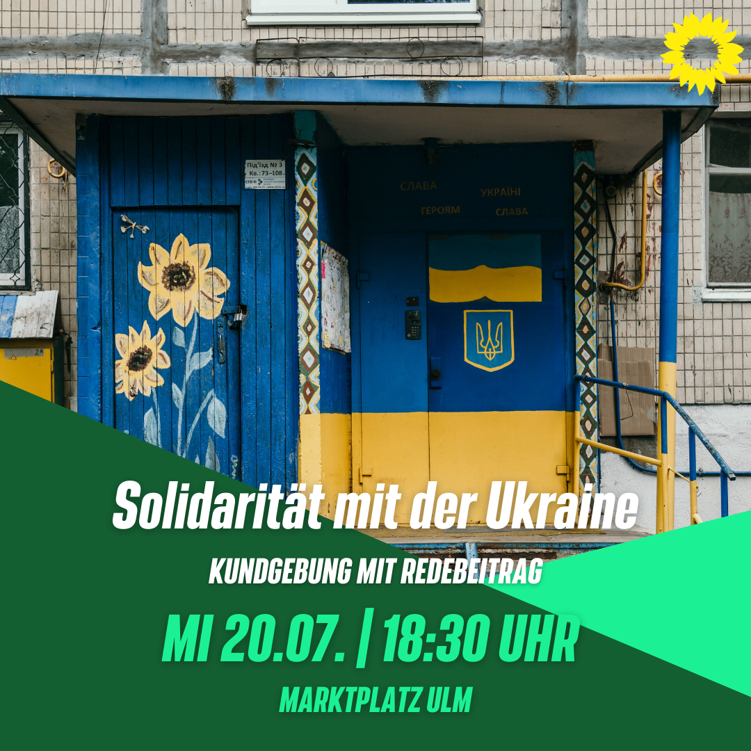 Rede auf Kundgebung zum Krieg gegen die Ukraine.